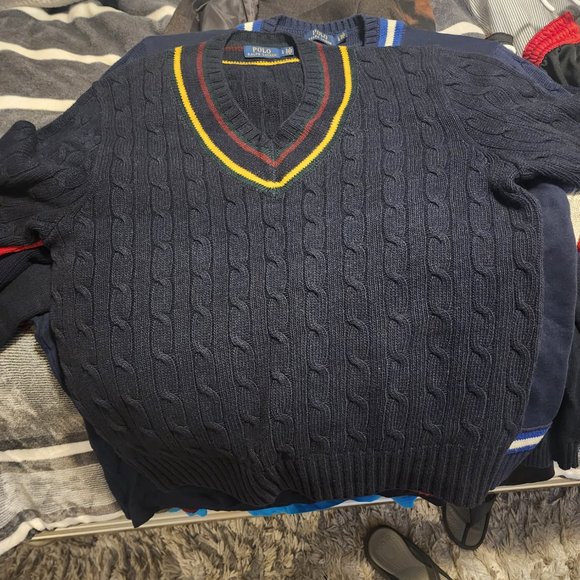 Polo Sweaters - Picture 7 of 7